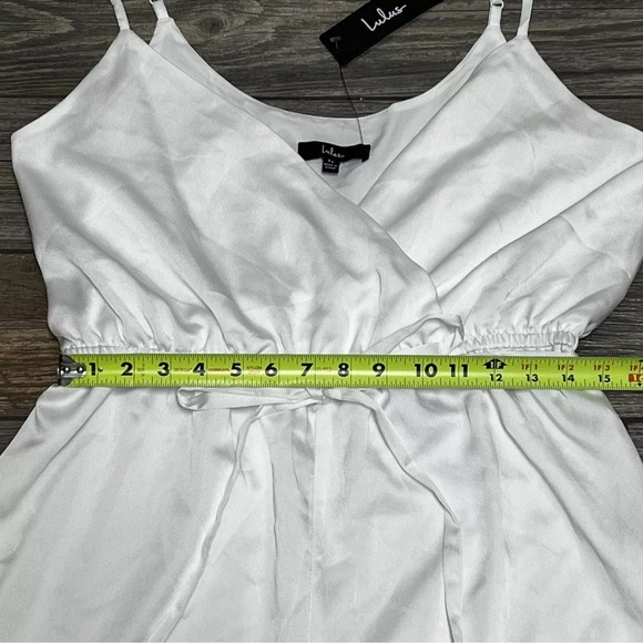 NWT Lulu's Lovely As Can Be White Satin Surplice Jumpuit XL X-Large Pants - Picture 9 of 16